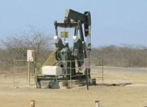Tanques de almacenamiento de combustible en campo